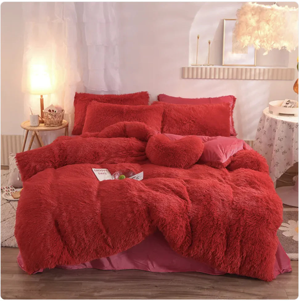 Velvet Plush Comfort Bedding Set - Queen & King